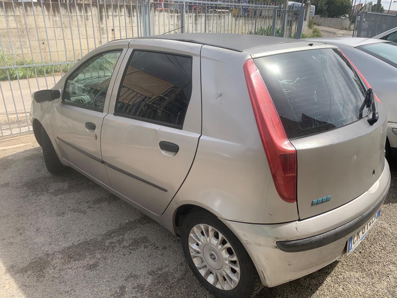 Fiat Punto 1.2i cat 5 porte