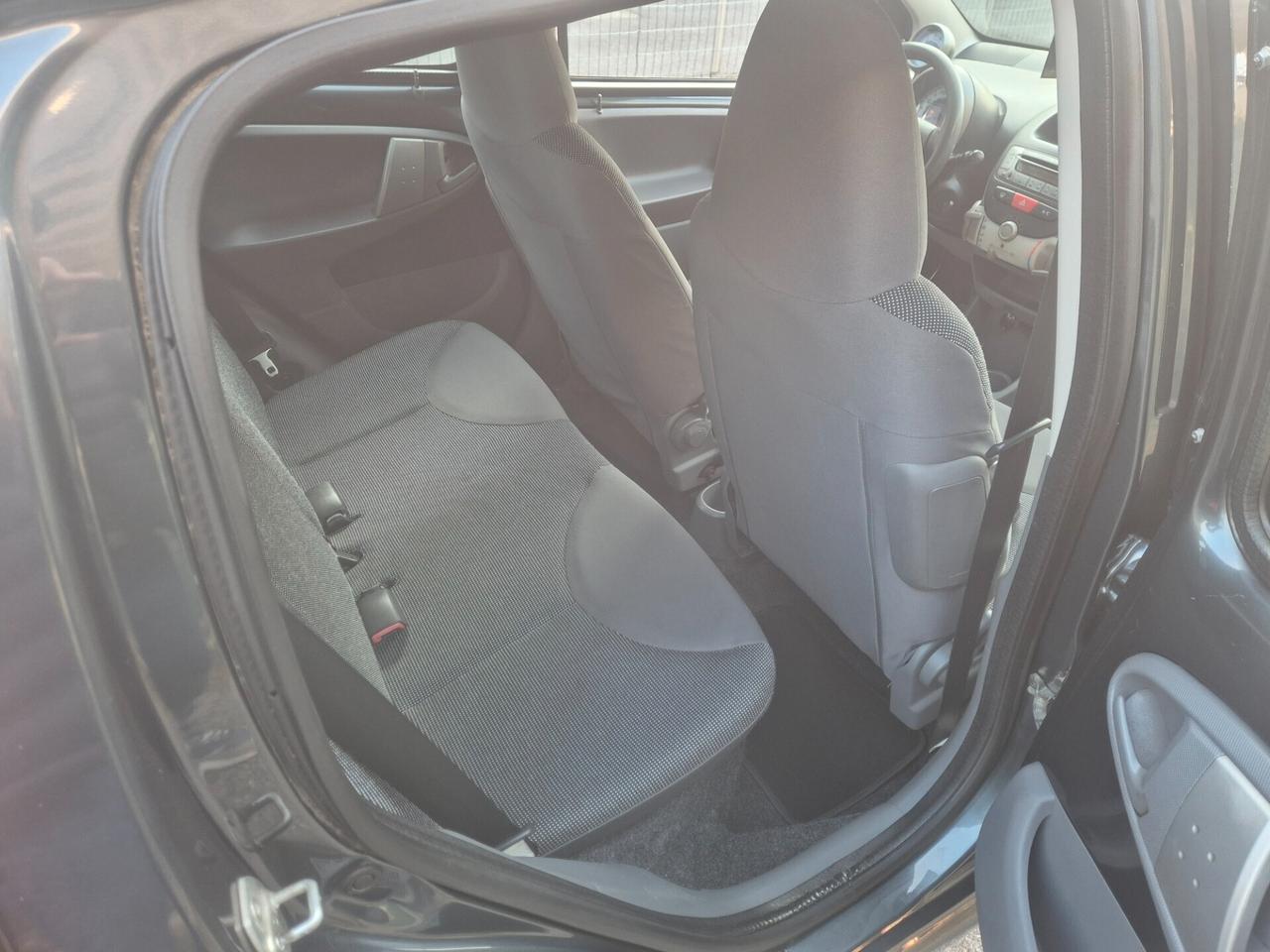 Peugeot 107 1.4 HDi 5p. Sweet Years