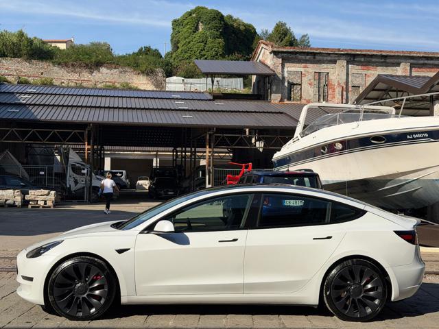 TESLA Model 3 Long Range AWD Performance