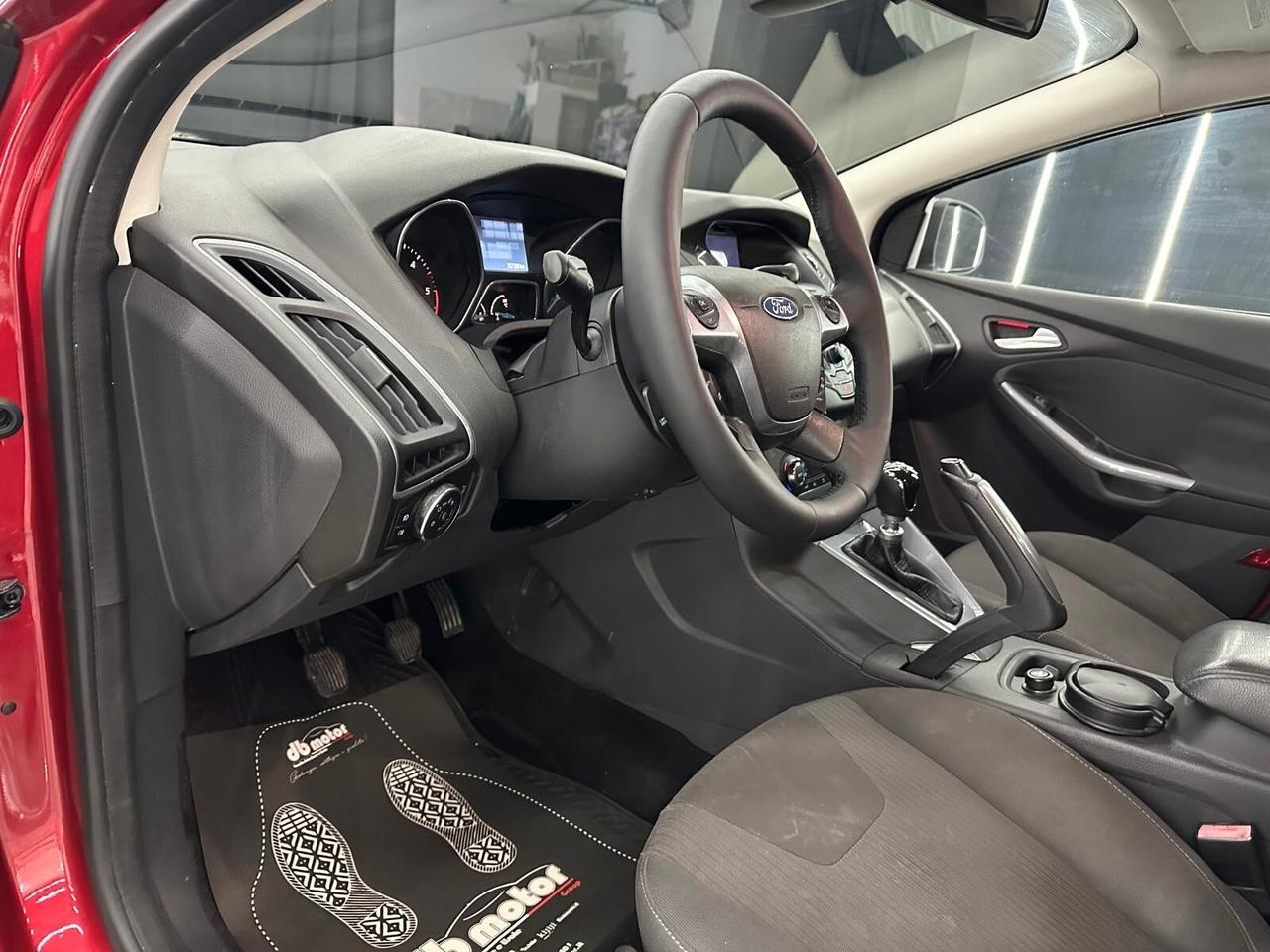 Ford Focus 5p 1.8 tdci Titanium *MOTORE REVISIONATO*