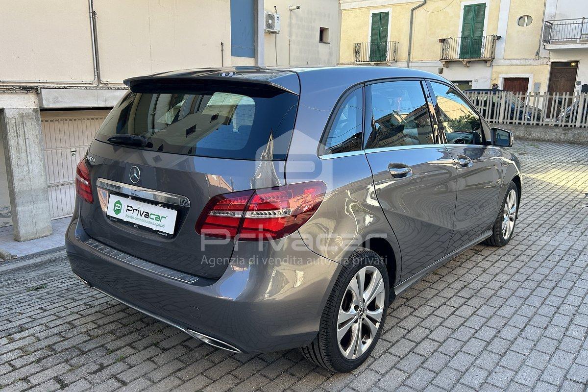 MERCEDES B 180 d Automatic Premium