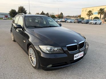 Bmw 320 D. Touring Cambio automatico