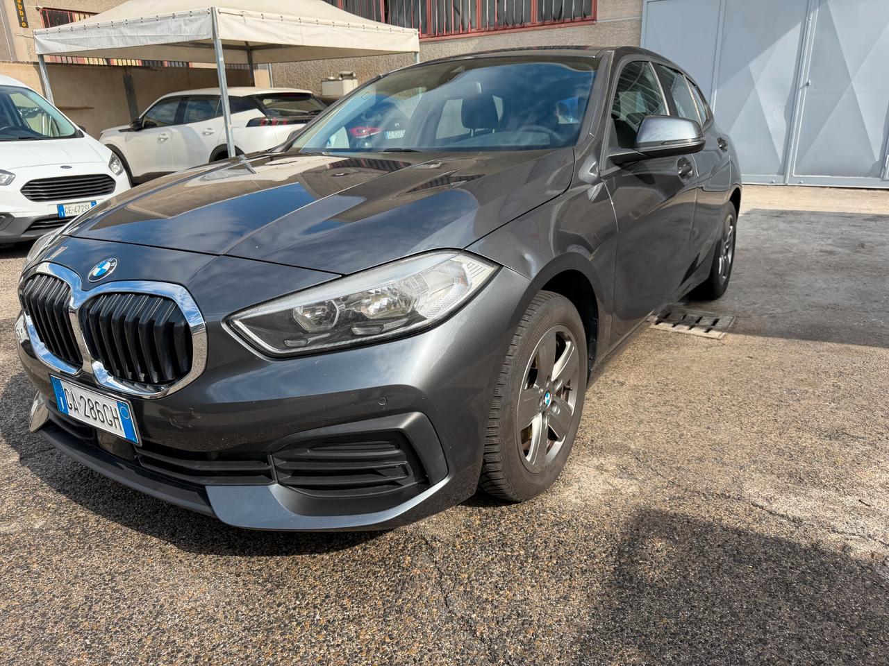 Bmw 116 116d 5p. Business Advantage