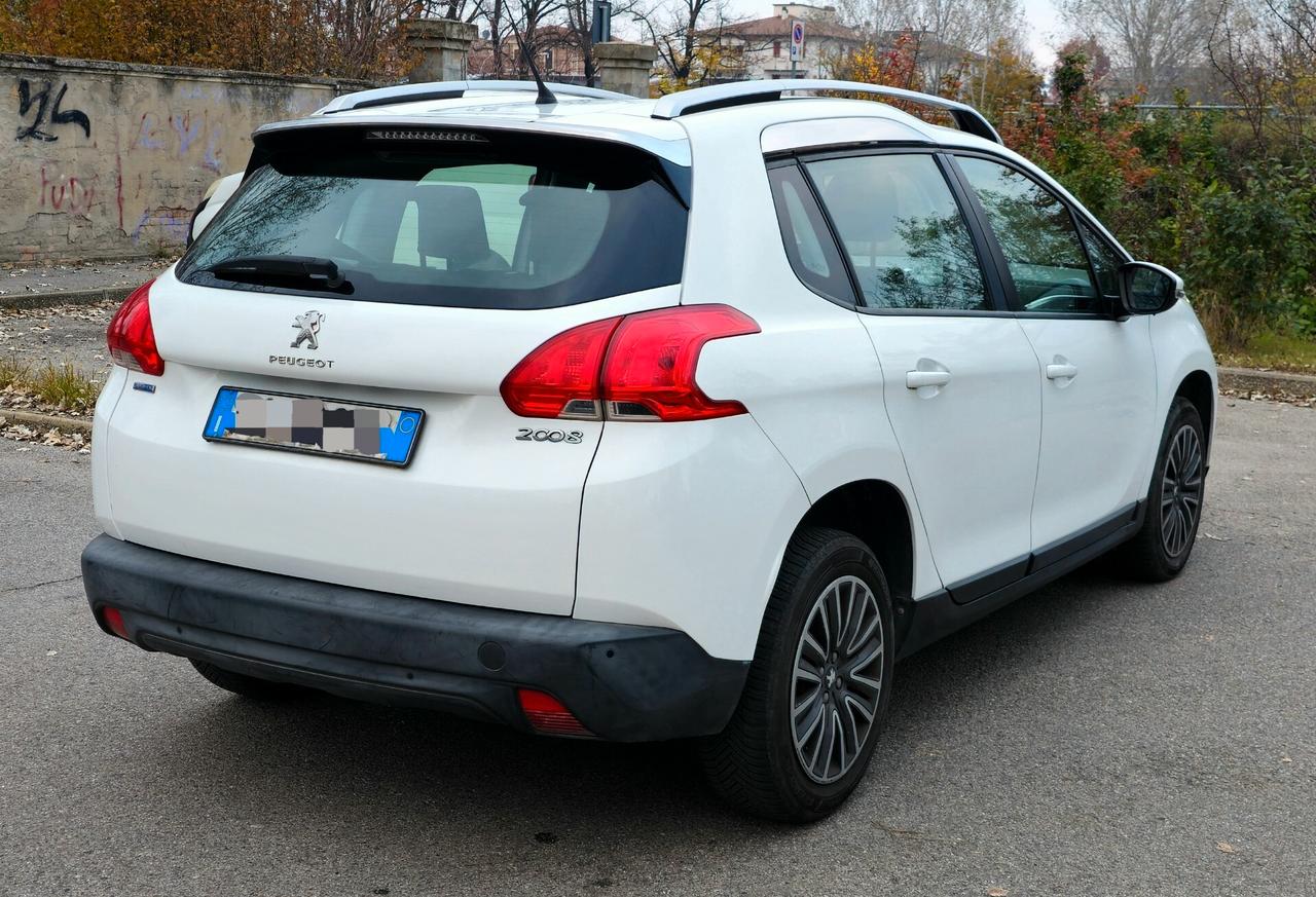 Suv PEUGEOT 2008 EURO 6B OK NEOPATENTATI GARANZIA 12 MESI