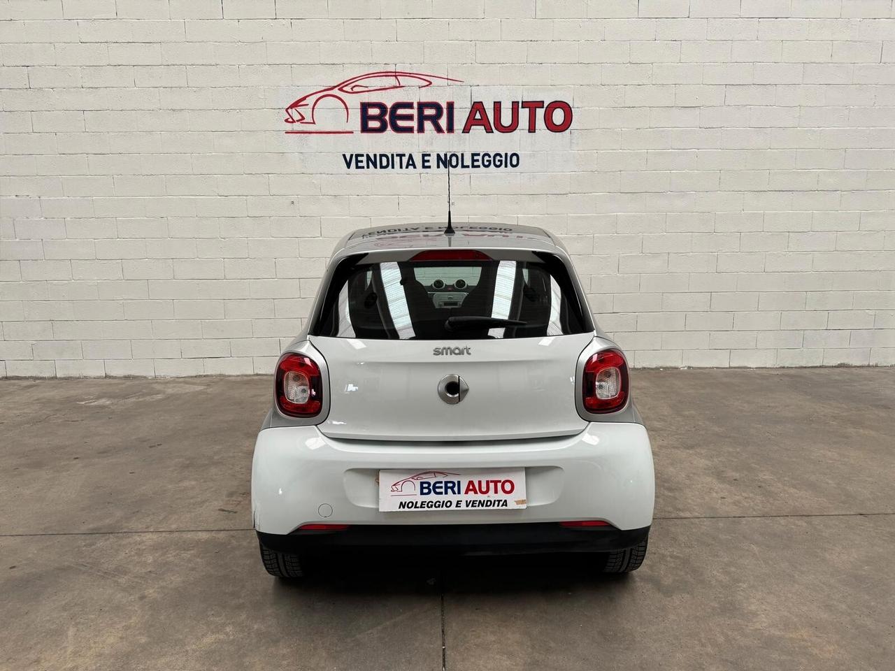 Smart ForFour allestimento Prime