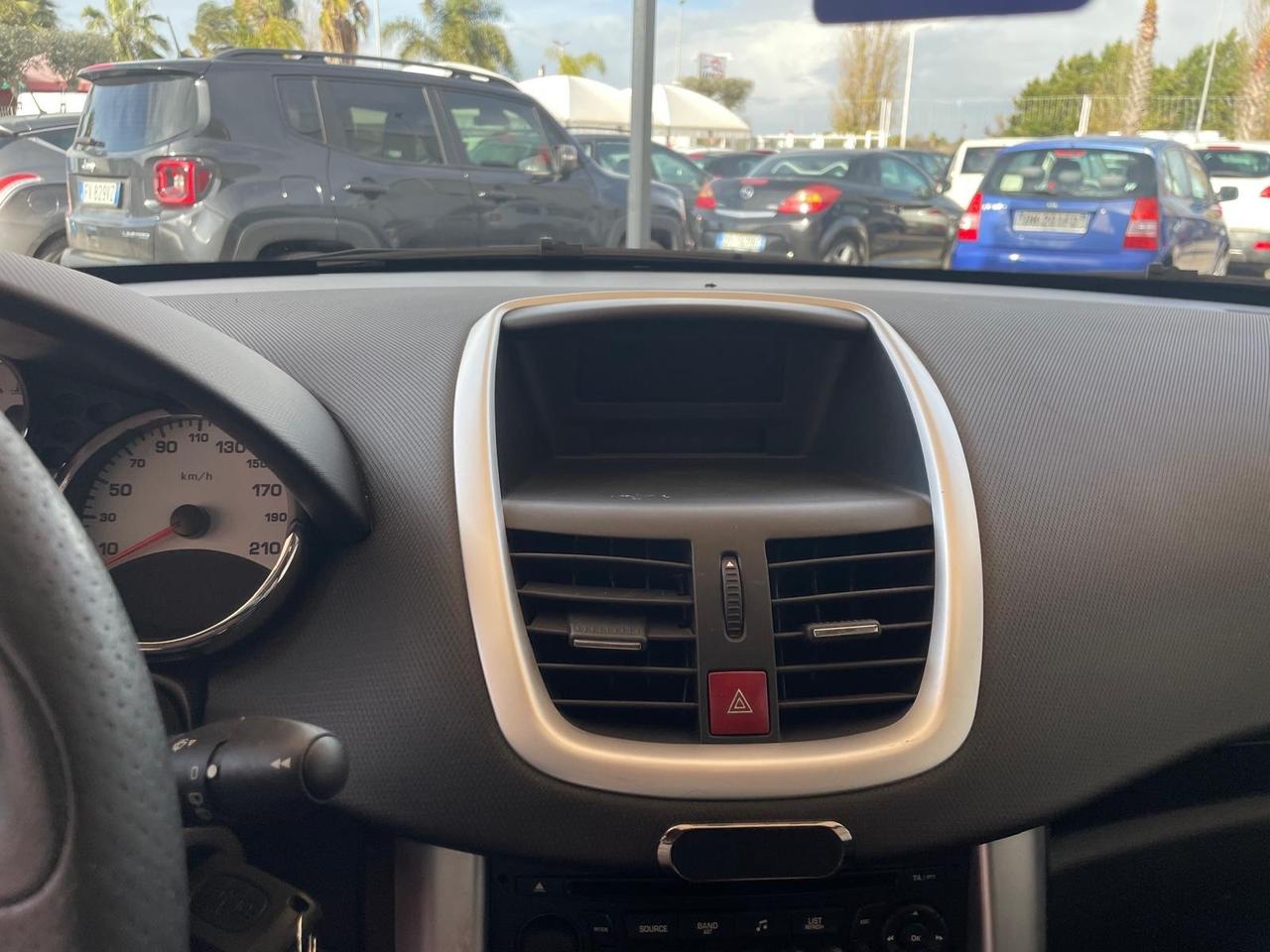 Peugeot 207 1.4 VTi 95CV SW X Line