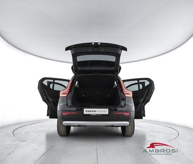 VOLVO XC40 XC40 2.0 b3 Core auto