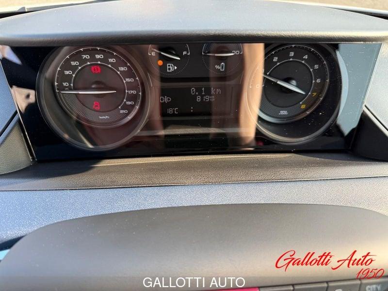 Lancia Ypsilon Ibrida ORO 1.0 70CV