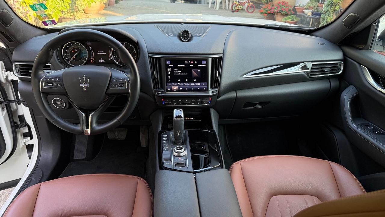 Maserati Levante MHEV 330 CV AWD GT