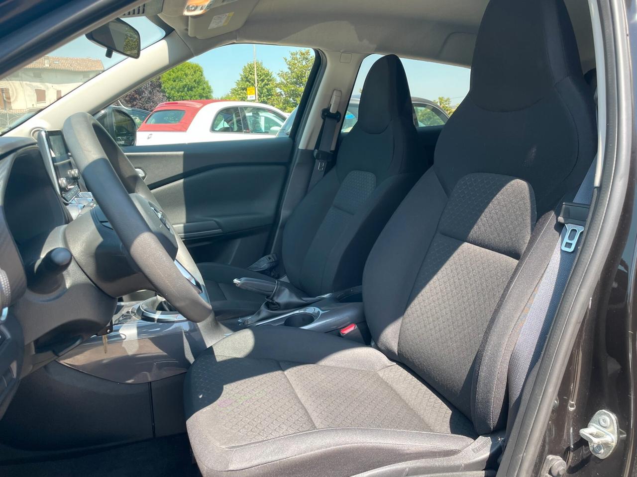 Nissan Juke 1.0 DIG-T 114 CV N-Connecta