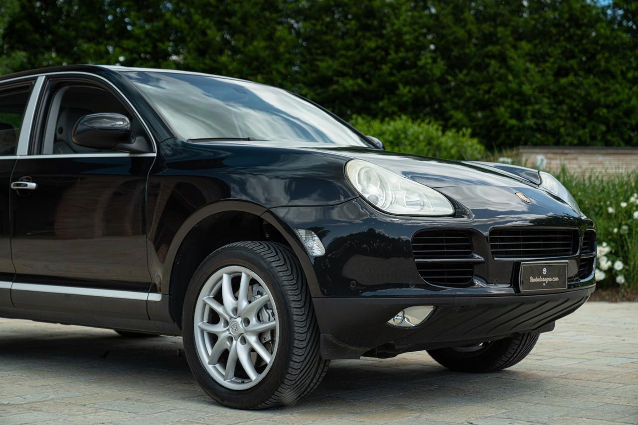 PORSCHE CAYENNE S 4.5 - POR00209