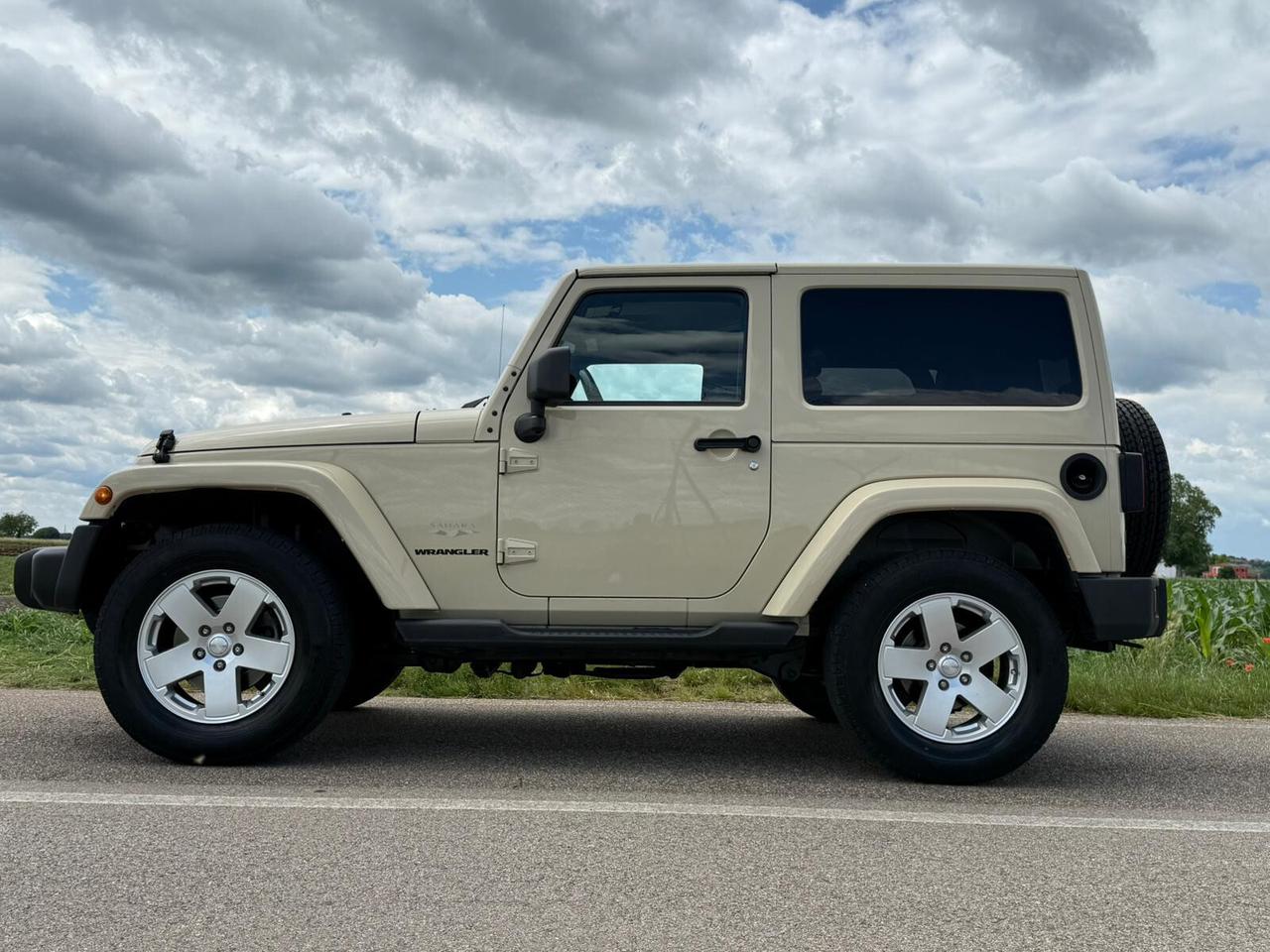 Jeep Wrangler Unlimited 2.8 CRD DPF Sahara