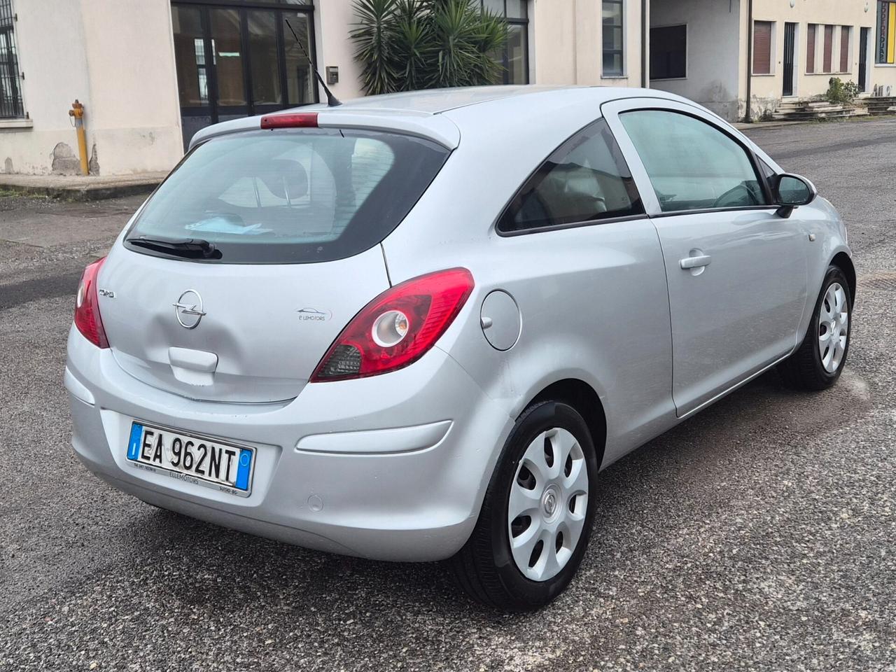 Opel Corsa 1.2 3 porte Sport GUIDABILE DA NEOPATENTATI