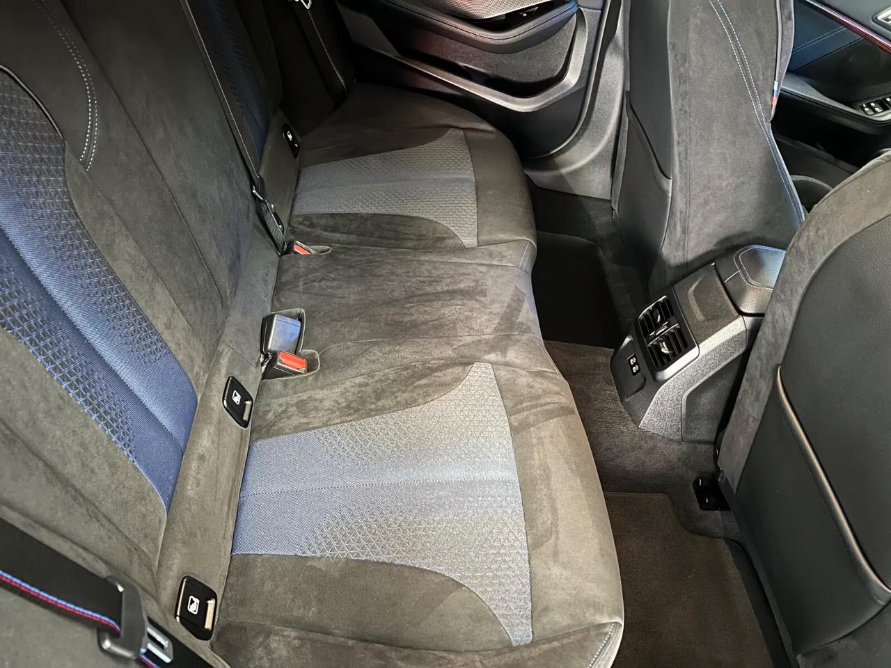 Bmw 118 M SPORT INTERNI A GUSCIO(INTROVABILE) SEN PARK DOPPI VETRI SCURI 18" PORTELLONE ELETTRICO IN ARRIVO