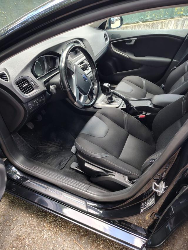 VOLVO V40 D2 1.6 Business Edition