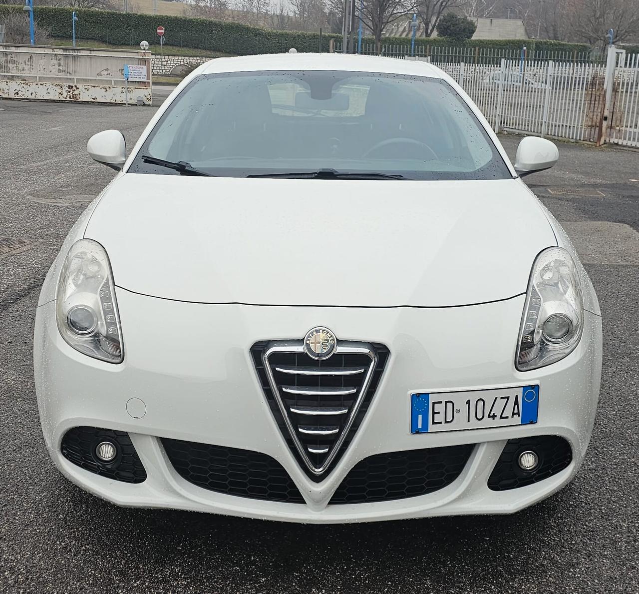 Alfa Romeo Giulietta 1.4 TURBO MULTIAIR DISTINCTIVE