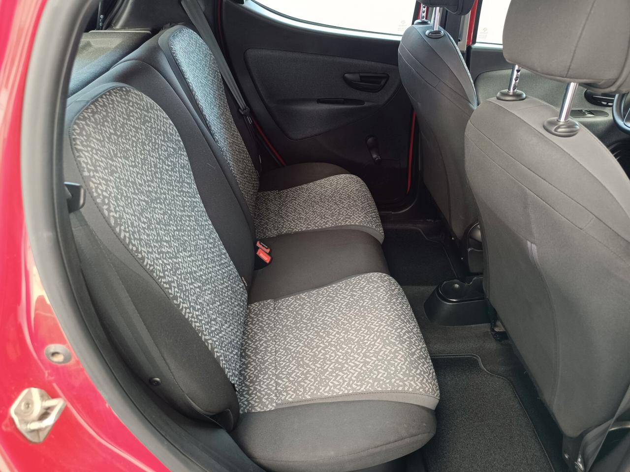 Lancia Ypsilon 1.0 FireFly 5 porte S&S Hybrid Ecochic Gold
