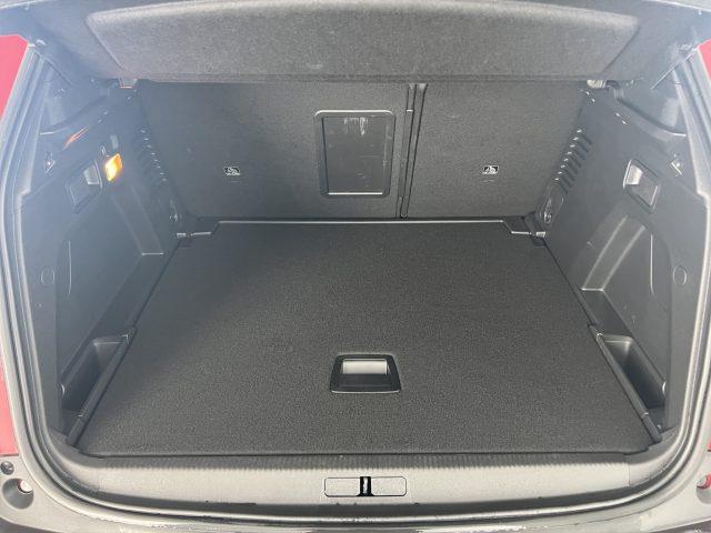 PEUGEOT 3008 3008 BlueHDi 130 EAT8 Allure Pack