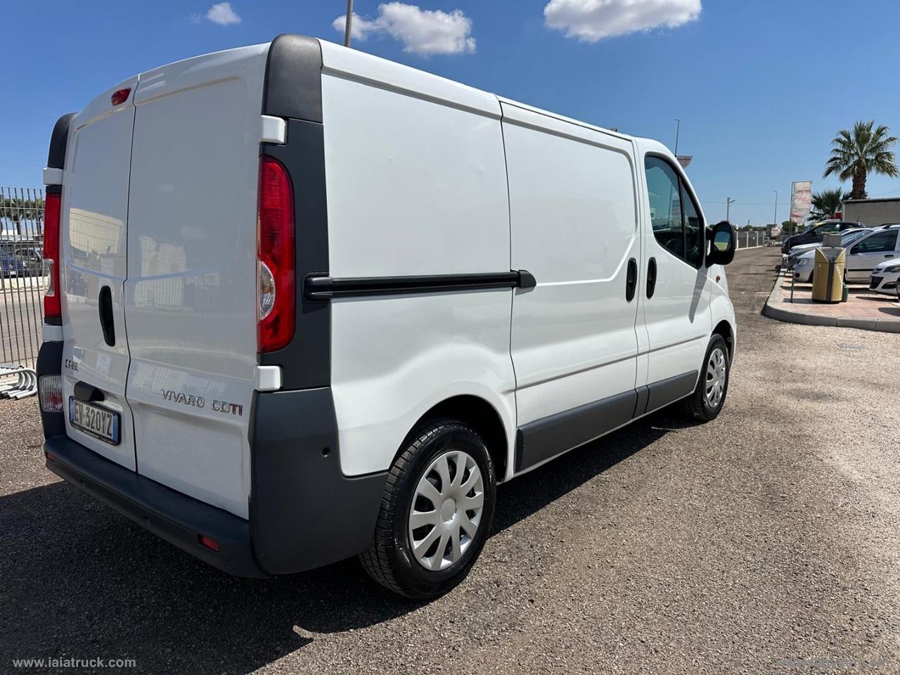 Vivaro 27 2.0 CDTI 120CV PC-TN Furg.
