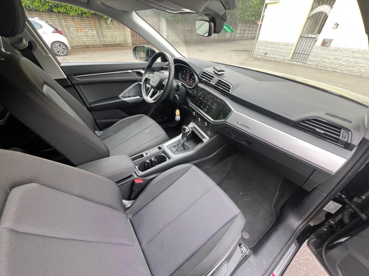 Audi Q3 1.5 35 TFSI S line Edition #10765