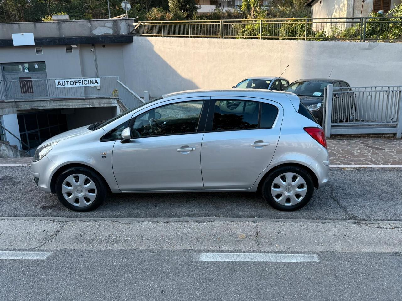 OPEL CORSA 1,2 BZ 85 CV ENJOY 5P
