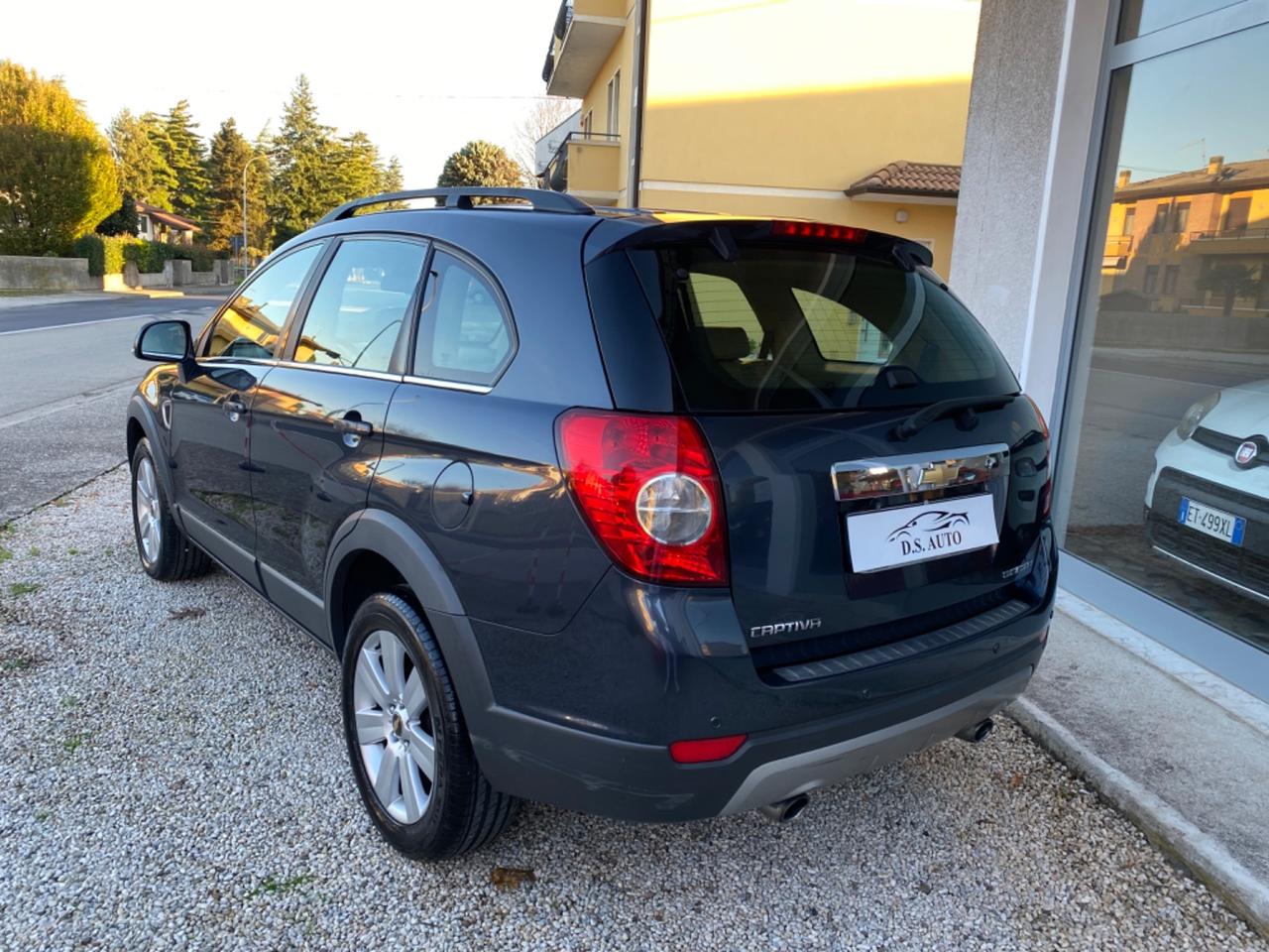 Chevrolet Captiva 2.0 7 POSTI 4x4 automatica
