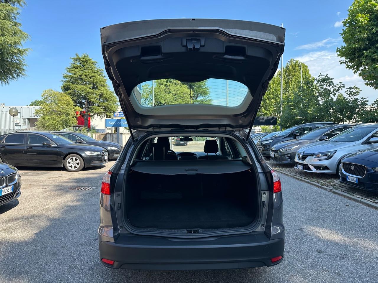 Ford Focus 1.6 120 CV GPL SW Titanium