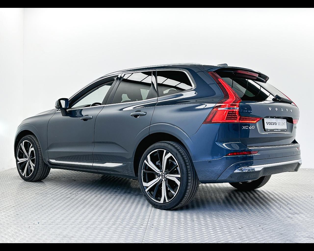 VOLVO XC60 (2017--->) - XC60 B4 (d) AWD Geartronic Inscription