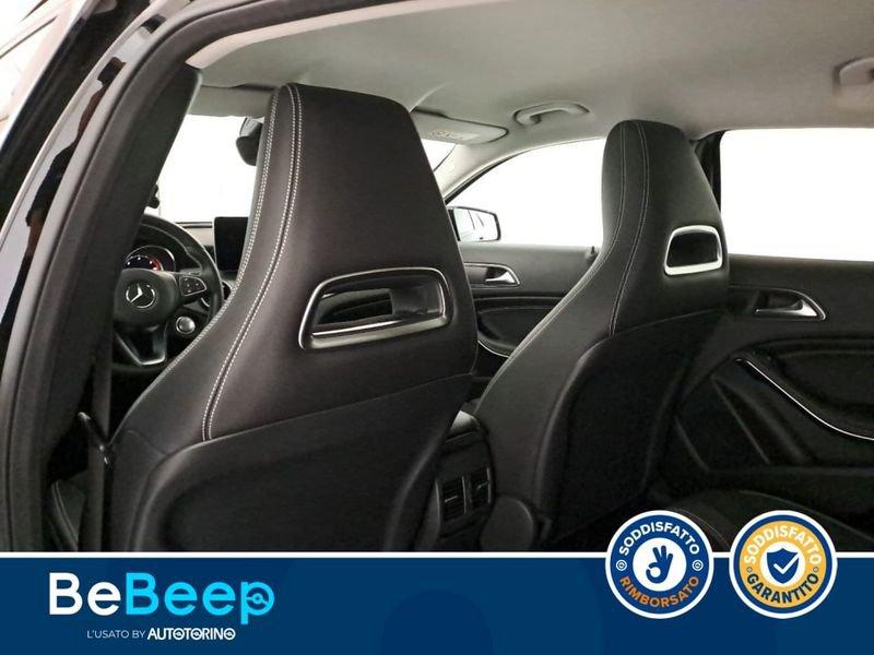 Mercedes-Benz GLA 200 D SPORT 4MATIC AUTO