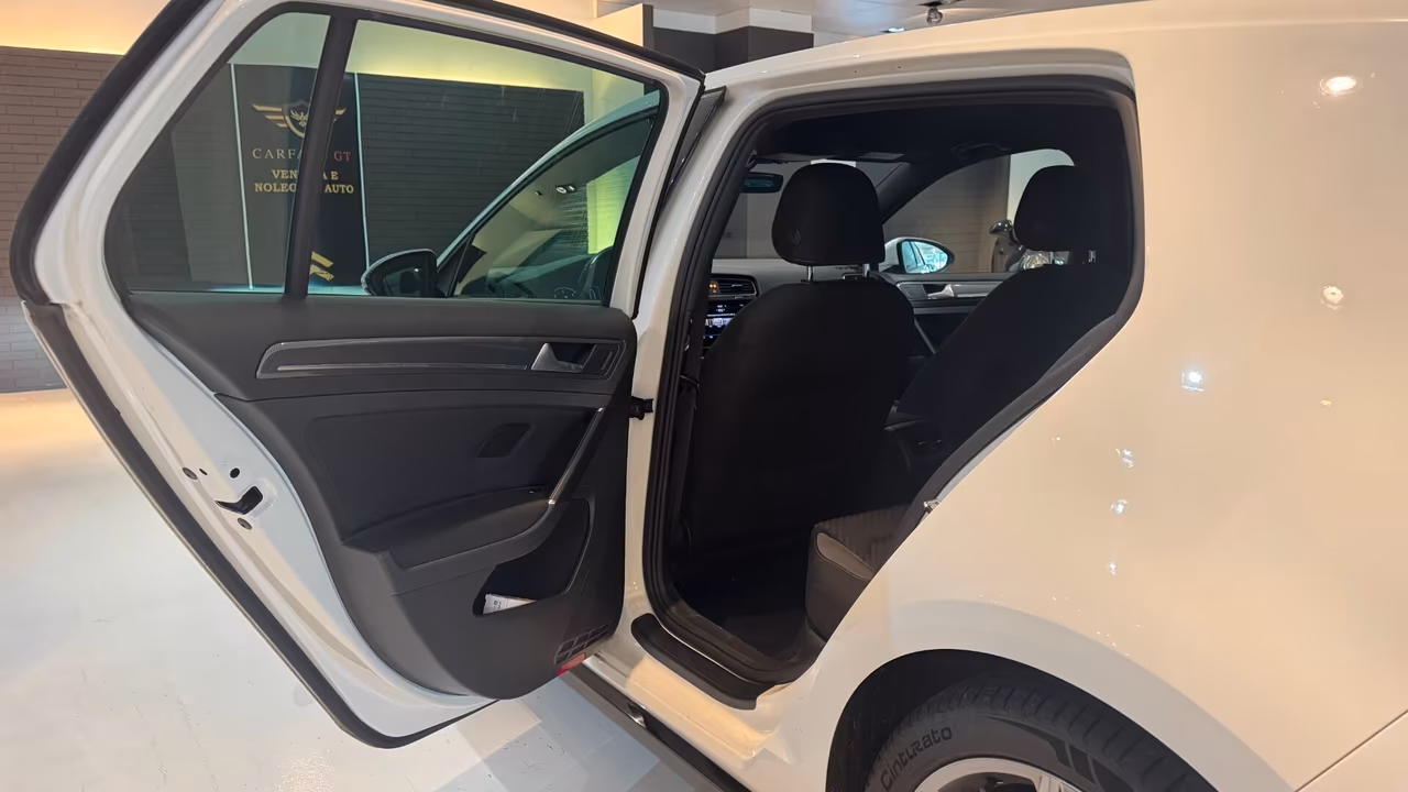 VOLKSWAGEN GOLF R-LINE 7,5 - 2019