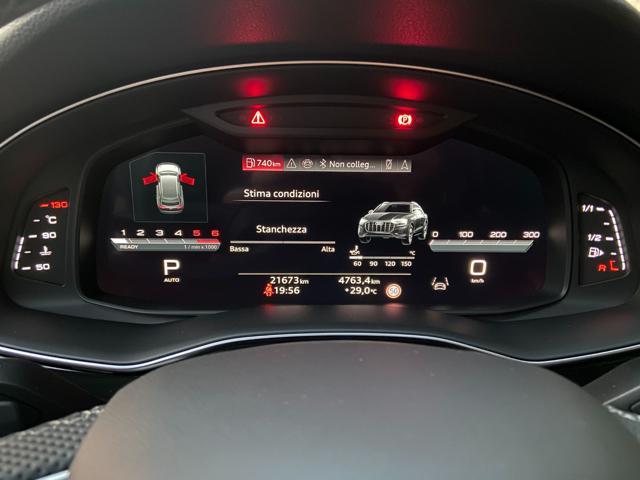 AUDI Q8 50 TDI 286 CV quattro tiptronic S line edition.