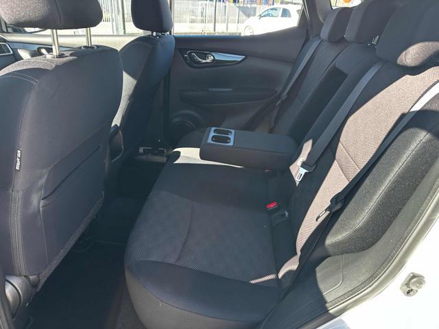 NISSAN Qashqai 1.2 DIG-T Tekna OK NEOPATENTATO