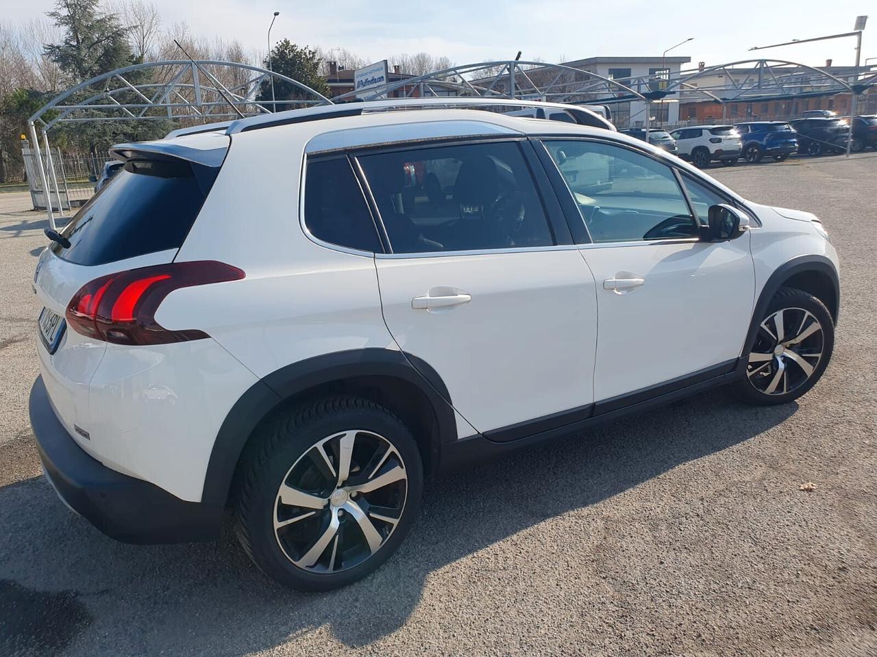 Peugeot 2008 PureTech Turbo 110 S&S Allure