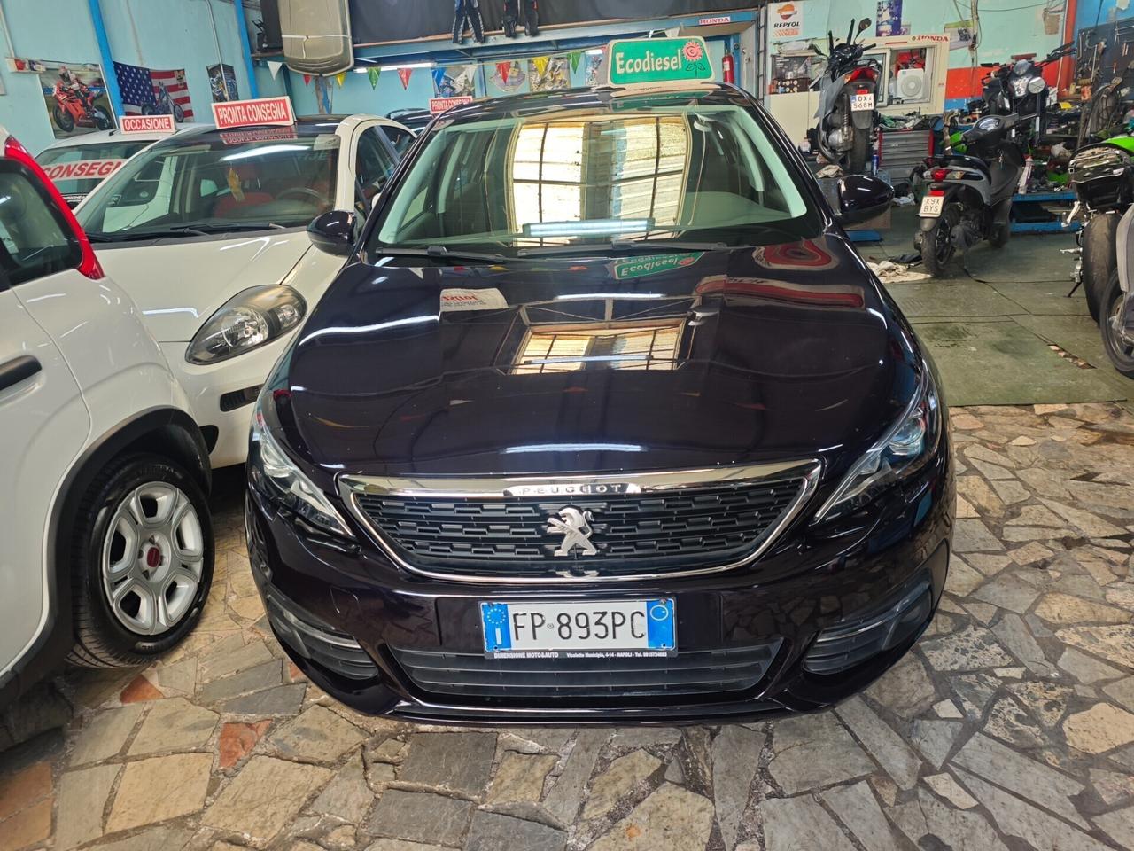 Peugeot 308 BlueHDi 130 S&S Business