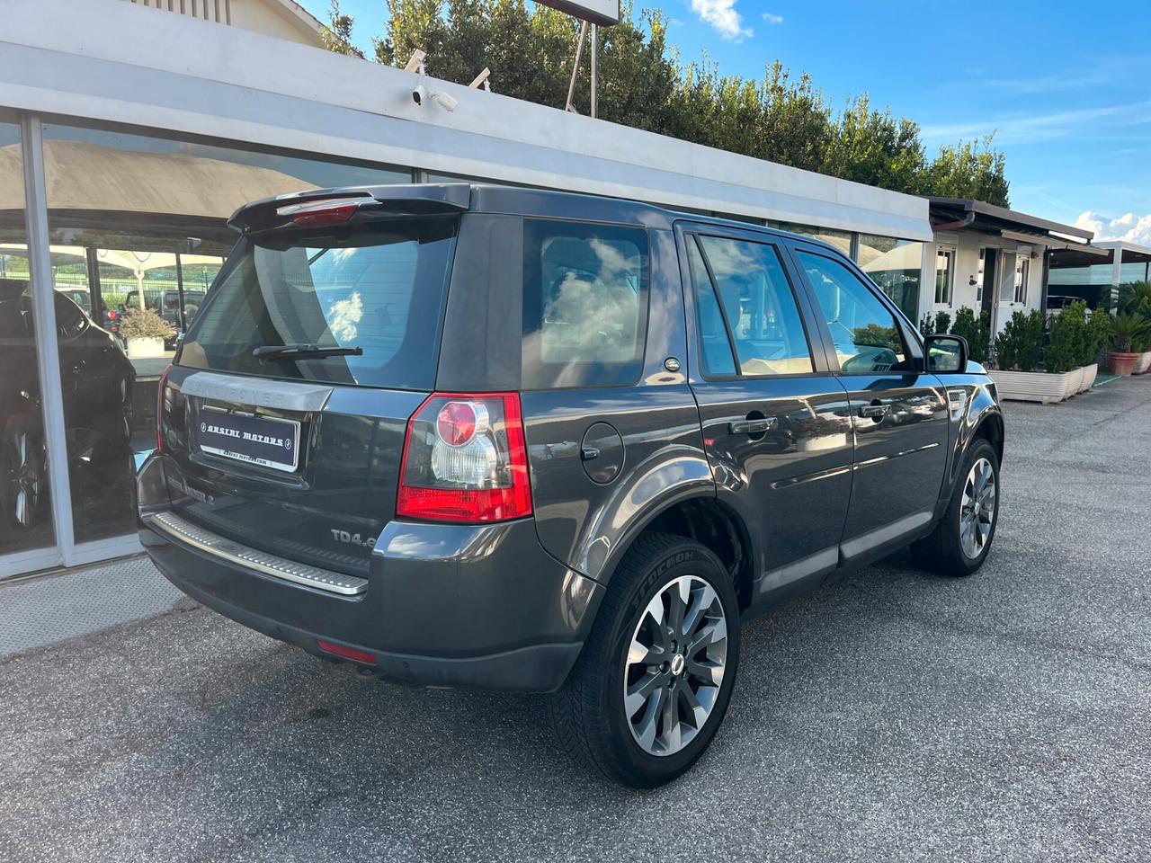 Land Rover Freelander 2.2 SD4 S.W. SE