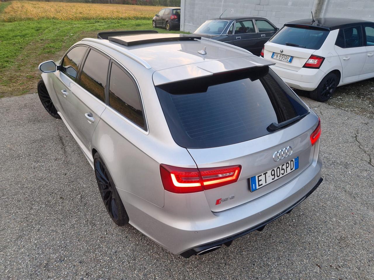 Audi A6 RS 6 Avant 4.0 TFSI quattro tiptronic