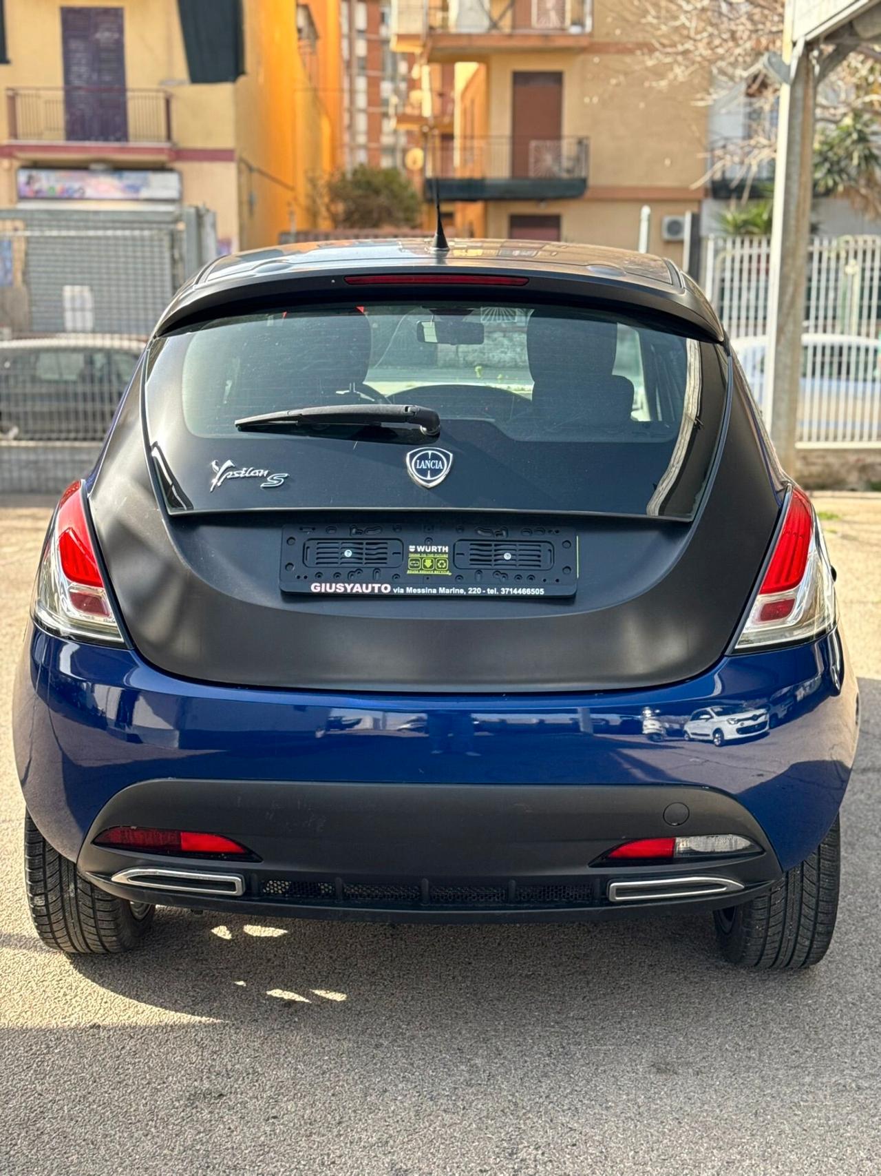 Lancia Ypsilon 1.3 MJT 16V 95 CV 5 porte S&S S Momodesign