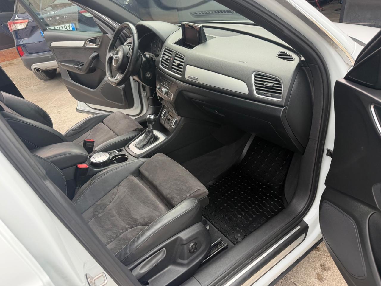 Audi Q3 2.0 TDI quattro S tronic Line Edition plus