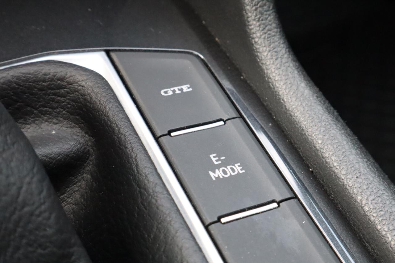 Volkswagen Tiguan PLUG-IN HYBRID 245 R-LINE GANCIO MATRIX CV SOLO 23.300KM!