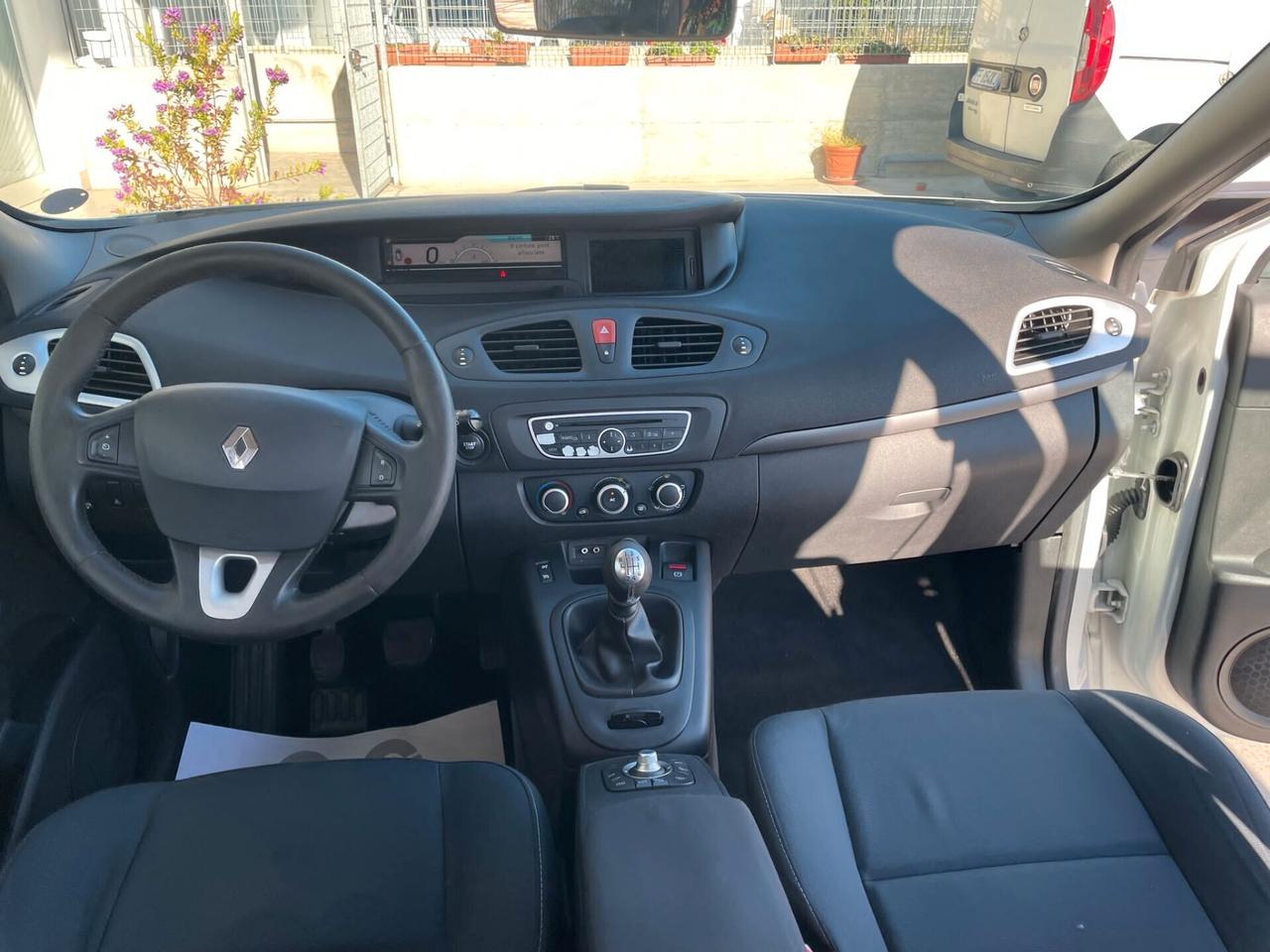 Renault Scénic 1.5 dCi 110CV Dynamique