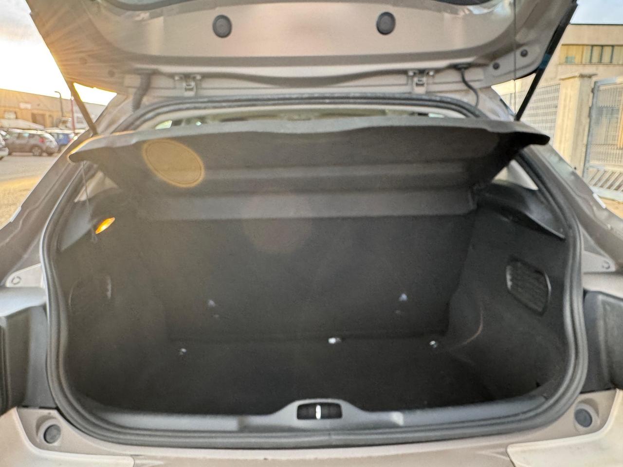 Citroen C4 Cactus PureTech 82 Shine 122000 km