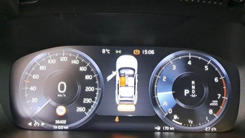 VOLVO Xc40 T2 Geartronic Momentum