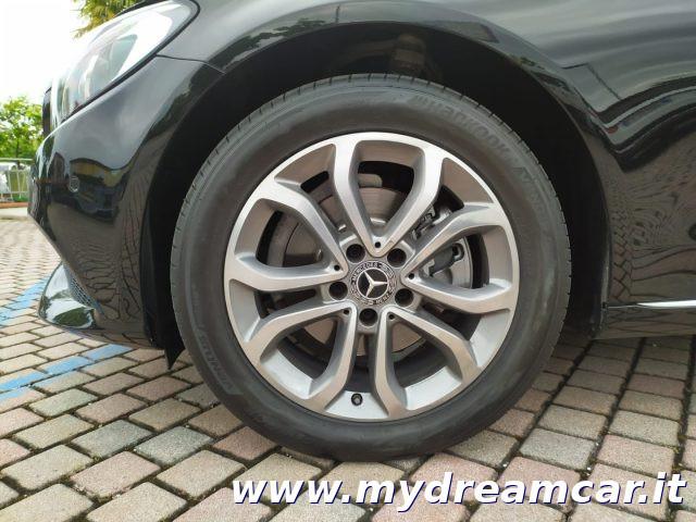MERCEDES-BENZ C 220 d S.W. 4Matic Auto Sport