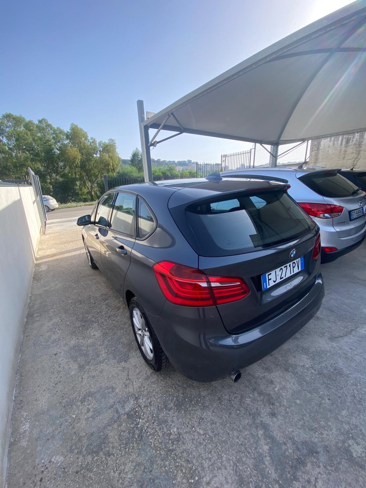 Bmw 2er Active Tourer 218d Luxury