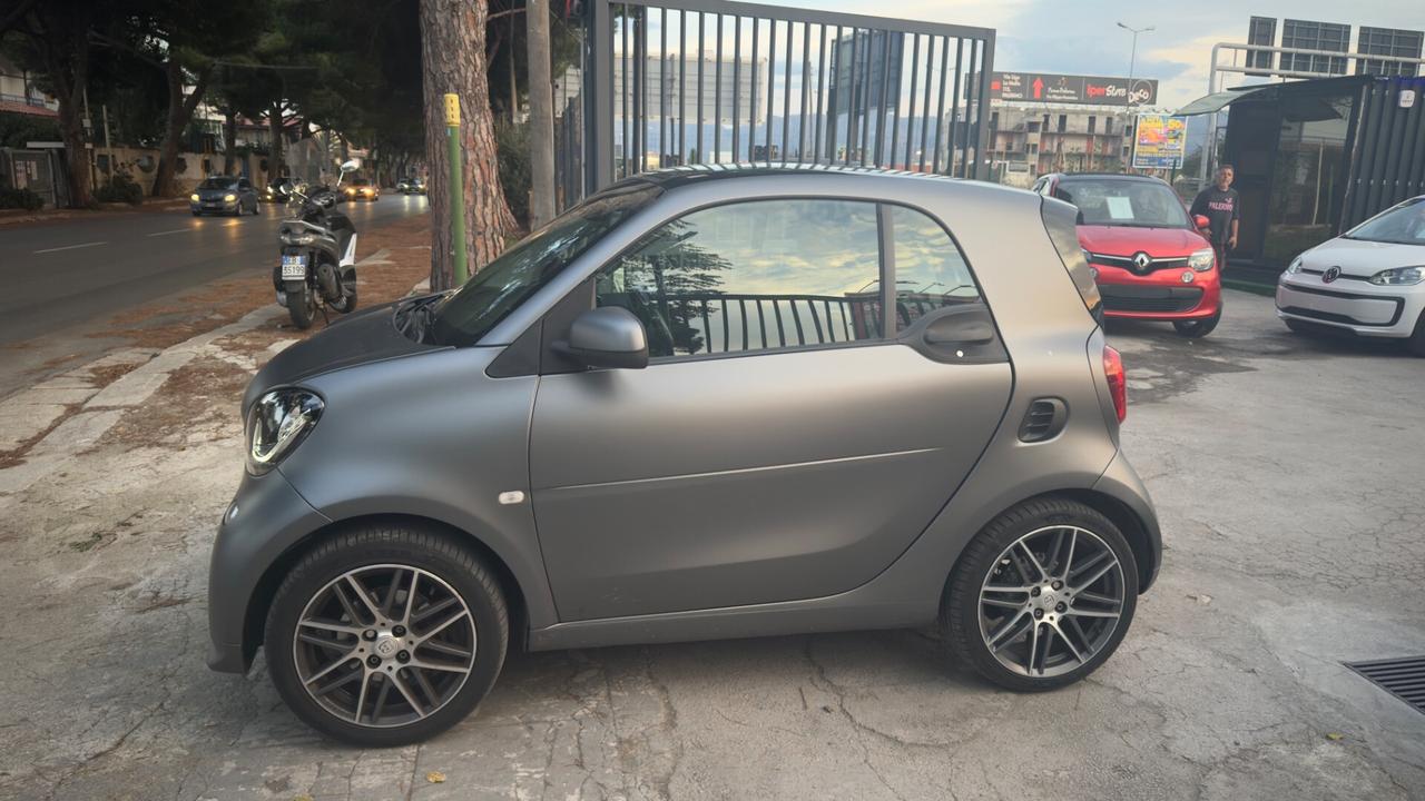 Smart ForTwo 90 0.9 Turbo Allestimento Brabus Automatica