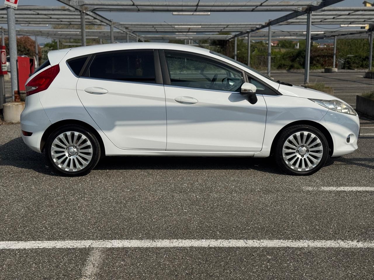 Ford Fiesta 1.2 82 CV 5 porte Titanium