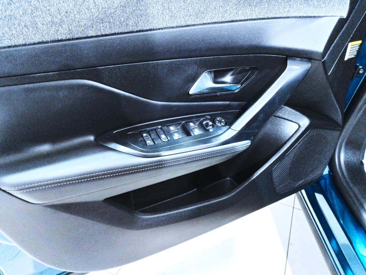 Peugeot 408 PureTech 130 S&S EAT8 Allure Pack