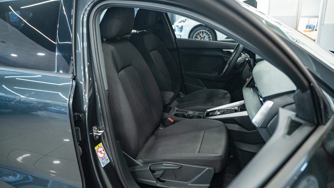 Audi A3 SPB 30 TDI S TRONIC SPORT BLACK EDITION NAVI FULL OPTIONAL