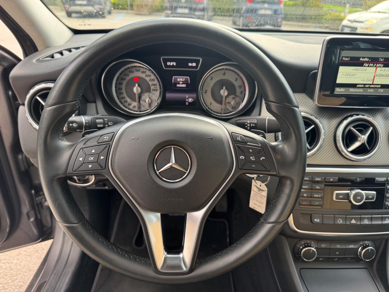 Mercedes-benz GLA 200 CDI Automatic 4Matic Sport