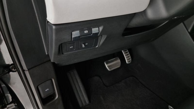 Land Rover Range Rover Evoque 2.0d i4 mhev R-Dynamic SE awd 163cv auto